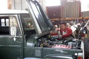 Toyota Land Cruiser FJ 40, Kepingan Sejarah Otomotif Indonesia yang Diburu Kolektor