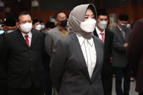 Eri Cahyadi Mutasi 129 Pejabat Pemkot Surabaya