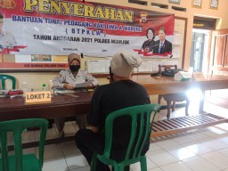 PKL dan UMKM Kecamatan Pace Dapat Bantuan
