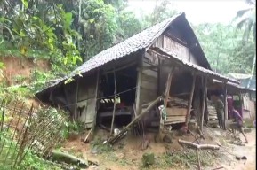 Hujan Deras Beberapa Jam, Satu Rumah Warga Pacitan Dihantam Longsor