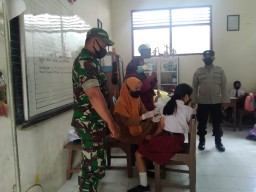 Vaksinasi Pelajar SD Mulai Dilaksanakan di Kecamatan Kauman Tulungagung