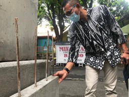 Anggota FPKB DPRD Gresik Persoalkan Molornya Proyek Saluran di Jl Arief Rachman Hakim