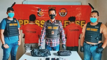 Gasak Tas Sopir Berisi Handphone, Warga Demak Surabaya Diringkus Polisi