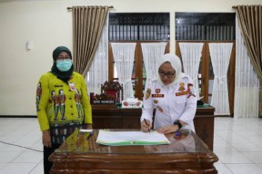 15 SKPD di Lingkungan Pemkab Bojonegoro Tanda Tangai Komitmen Pembangunan Zona Integritas