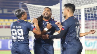 Jelang Seri 3, Legiun Asing Arema Carlos Fortes Pamit Pulang Kampung