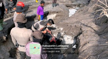 Pasca Erupsi Susulan, K-9 Polda Jatim Kembali Diturunkan Lakukan Pencarian Korban