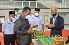 Bupati Gresik Ajak Milenial Kembangkan Ketrampilan Wirausaha di Era Digital