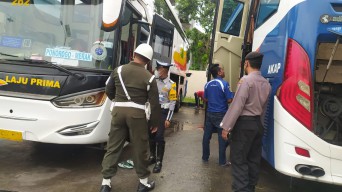 Sopir Bus di Ponorogo Jalani Tes Urine, Begini Hasilnya