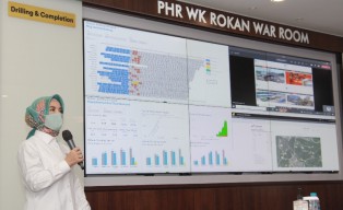 Targetkan 400-500 Sumur Baru di 2022, Dirut PT Pertamina Resmikan Resmikan Pusat Kendali Operasional
