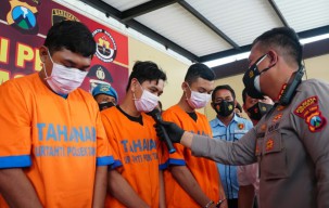 Empat Pelaku Pengeroyokan di Tarik Sidoarjo Diringkus Polisi