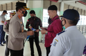 Jelang Libur Nataru, Kapolresta Sidoarjo Cek Kesiapan Angkutan Darat di Terminal Bungurasih