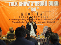 Bedah Buku Fotografi "Ibu", Kisah Khofifah saat Bertugas