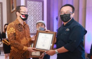 TERVERIFIKASI FAKTUAL