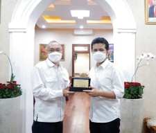 Emil Beber 5 Langkah Strategis Penuhi Kebutuhan Migas Jatim