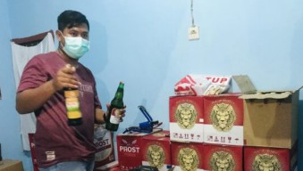 Gudang Penjualan Miras Ilegal di Mojokerto Dibongkar Satpol PP