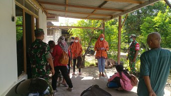 Kodim 0812 Lamongan Pantau Vaksinasi Lansia di Kecamatan Kembangbahu