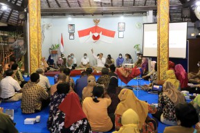 Wali Kota Surabaya Instruksi Jajarannya Bantu UMKM Urus NIB