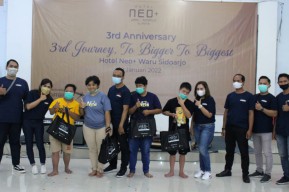 Rayakan Ulang Tahun Ketiga, Hotel Neo+ Waru Masak Bareng Anak Difabel Liponsos Kalijudan Surabaya