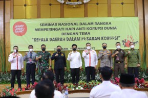 Wagub Emil Ajak Kepala Daerah Berantas Pungli di Sekolah