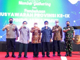 Khofifah Sebut 3 Sektor Ini Bisa Percepat Bangkitnya Ekonomi Jatim