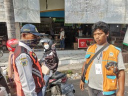 Dewan Sebut Retribusi Parkir Tepi Jalan Umum di Gresik Masih Bocor