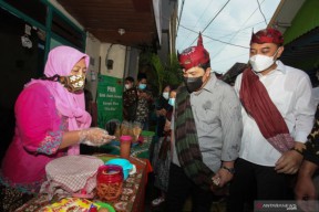 Datang ke Surabaya, Menteri BUMN Kunjungi Kampung Lawas Maspati