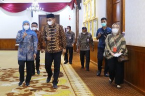 Dukung Pelaksanaan UU HPP, Ini Harapan Gubernur Khofifah