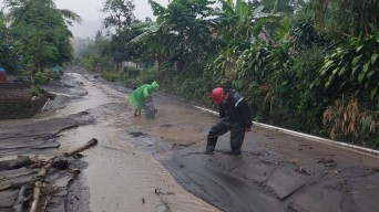 Kecamatan Candipuro Lumajang Kembali Direndam Banjir Lahar Dingin