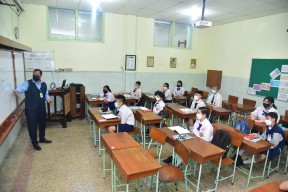 PPKM Level 3, Pemkot Surabaya Terapkan PTM 25 Persen