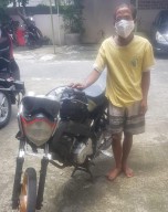 Sepi Penumpang, Tukang Becak Ini Banting Setir Jadi Maling Motor