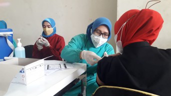 Genjot Vaksinasi Dosis Ketiga, Satgas Covid-19 Tulungagung Buka Lapak Vaksinasi di Mall