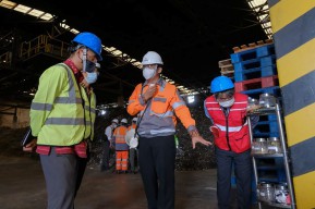 Lihat Teknologi Pengelolaan Limbah, Kedutaan Besar Jepang di Indonesia Kunjungi SBI Pabrik Narogong