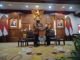 Khofifah dan Sekjen Gerindra Bahas Problem Pembangunan di Jatim