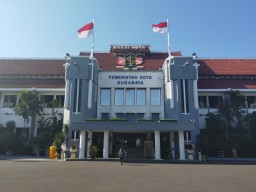 Surabaya Satu-Satunya Kota Besar yang Berstatus PPKM Level 1