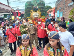 Ketua DPRD dan Wali Kota Surabaya Support Seni Reog di Lakarsantri
