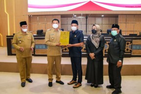 Sampaikan LKPj 2021, Bupati Yes Beberkan Capaian Kinerja Pembangunan Daerah