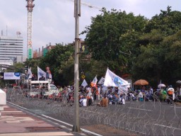 Hari Ini Ribuan Buruh di Jatim Bakal Geruduk Kantor Gubernur