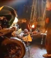 2 Minibus Rusak Berat Akibat Serempetan di Ponorogo, 2 Orang Luka Parah