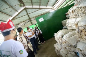 Banyuwangi Ekspor Sampah Plastik ke Eropa