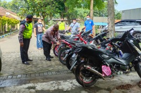 Antisipasi Balap Liar, Polres Jombang Razia Motor Selama Ramadan