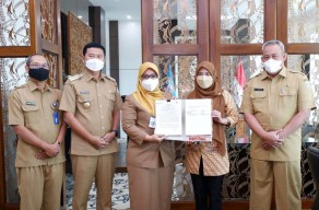 Tingkatkan UHC dan Kualitas Pelayanan Masyarakat, RSUD Karangkembang MoU dengan BPJS