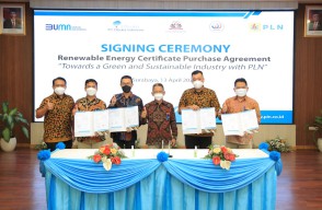 Transisi ke Energi Bersih, PLN Teken Perjanjian Pembelian Layanan REC dengan PT Otsuka Indonesia, PT HM Sampoerna, dan PT Widatra Bhakti