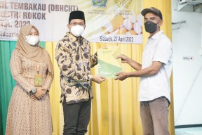 Ribuan Buruh Pabrik Rokok di Sidoarjo Dapat BLT Rp200 per Bulan