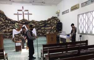 Pastikan Peringatan Wafatnya Isa Al-Masih Aman, Polres Bojongeoro Sisir Gereja