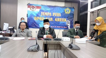 BKD Gresik Dinilai Lalai Dalam Menjalankan Fungsinya Karena Tidak Mampu Memfilter Proses Mutasi ASN