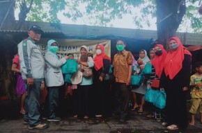 Bantuan Paket Sembako dari PT Smelting Sasar Anak Jalanan