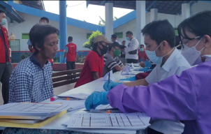Cegah Penyebaran PMS, Ratusan Penghuni Lapas Porong Jalani Pemeriksaan Kesehatan
