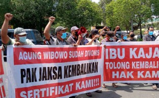 Tuntut Pelaksanaan Eksekusi Putusan MA, Kejari Sidoarjo Didemo Warga Tambak Oso