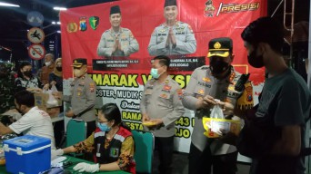 Tersedia Undian Umrah, Vaksinasi Booster di Terminal Purabaya Sasar Penumpang dan Warga