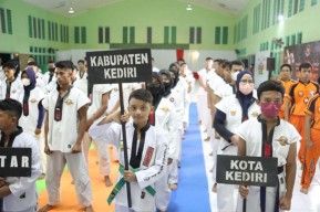 Kabupaten Kediri Juara Umum Kejurprov Tarung Drajat 2022